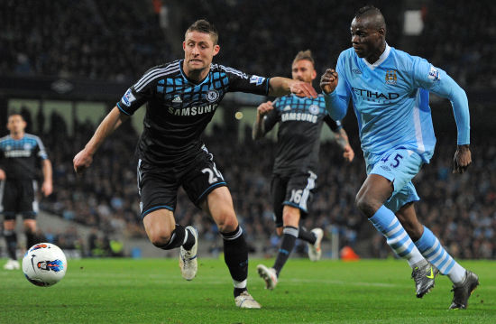 詹姆斯在全 詹姆斯在全